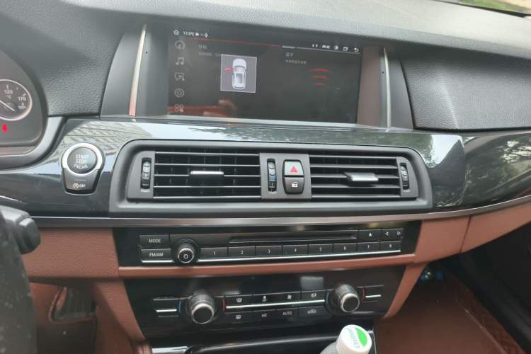 Used BMW 5 Series 2014 520Li Elegant Model Audio And AC Panel