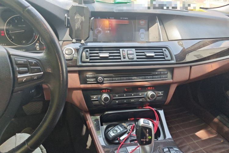 Used BMW 5 Series 2014 525Li Leading Model Audio And AC Panel