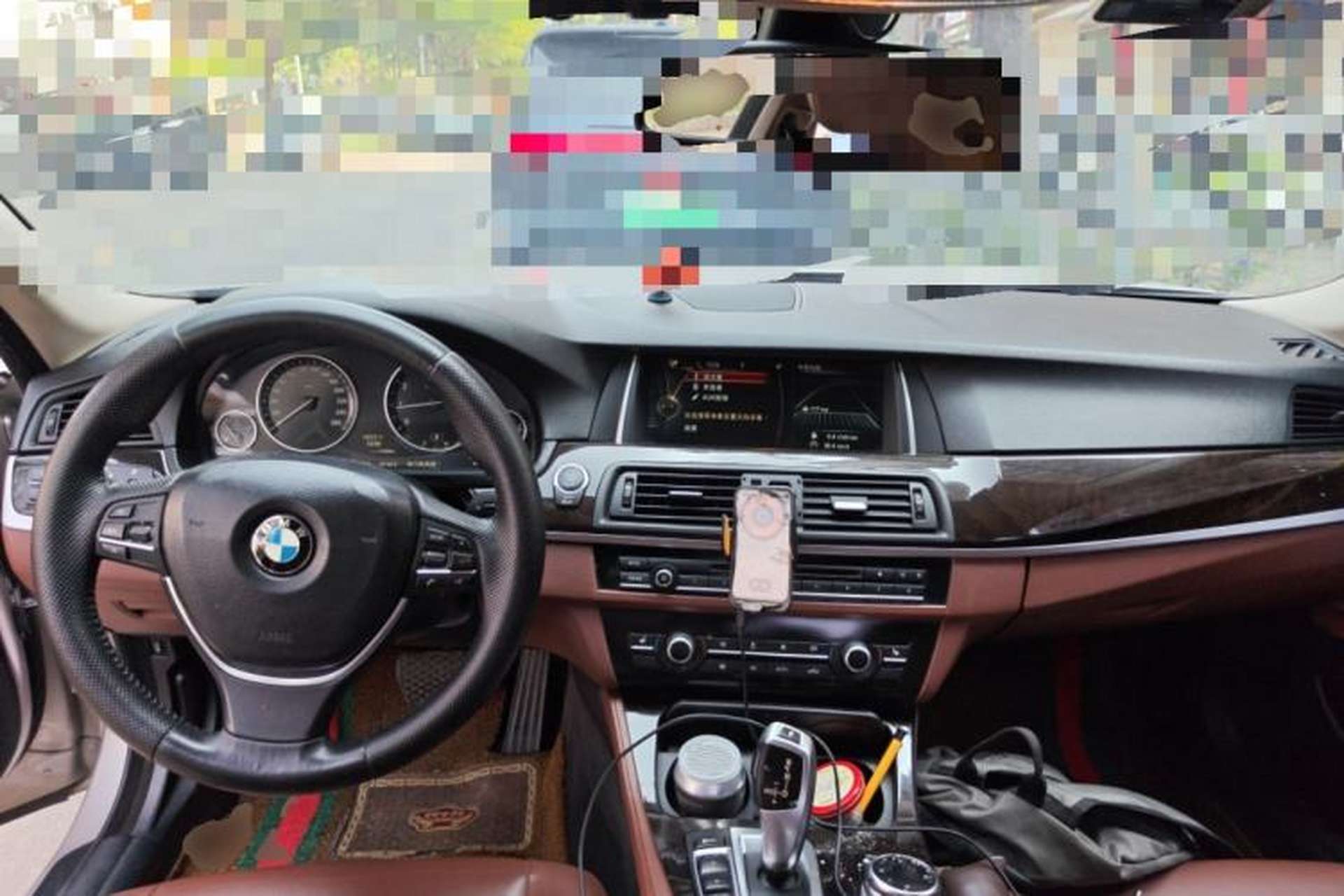 Used BMW 5 Series 2014 528Li Leading Model Center Console