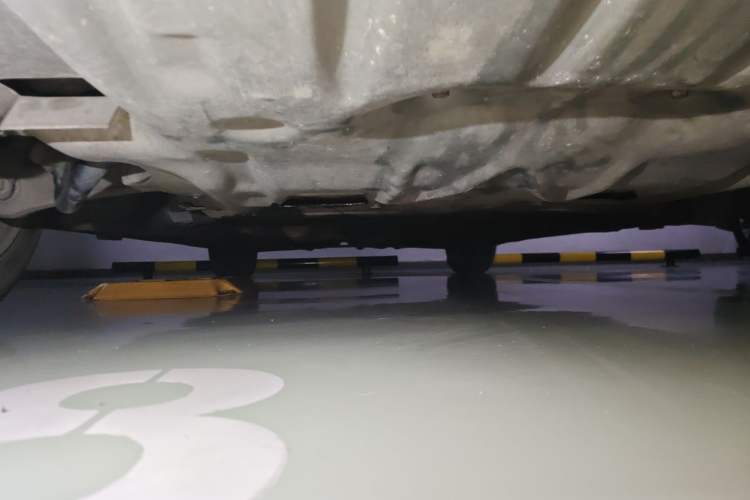 Used BMW 5 Series 2014 525Li Luxury Design Package Chassis Front
