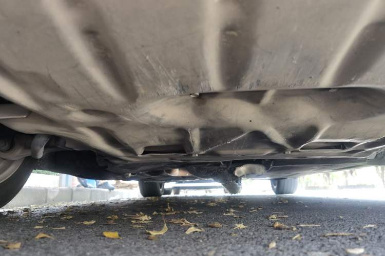 Used BMW 5 Series 2014 525Li Luxury Design Package Chassis Front