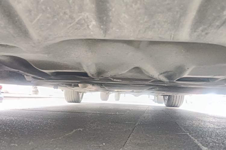 Used BMW 5 Series 2014 528Li Leading Model Chassis Front