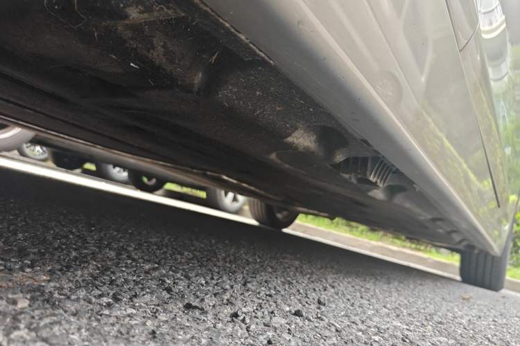 Used BMW 5 Series 2014 525Li Luxury Design Package Chassis Front Left