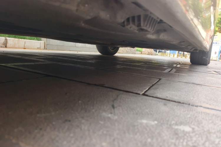 Used BMW 5 Series 2014 520Li Elegant Model Chassis Front Left