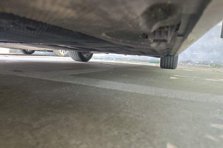 Used BMW 5 Series 2014 525Li Leading Model Chassis Front Left
