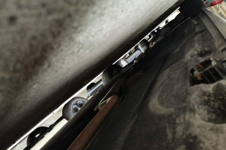 Used BMW 5 Series 2014 520Li Elegant Model Chassis Front Right