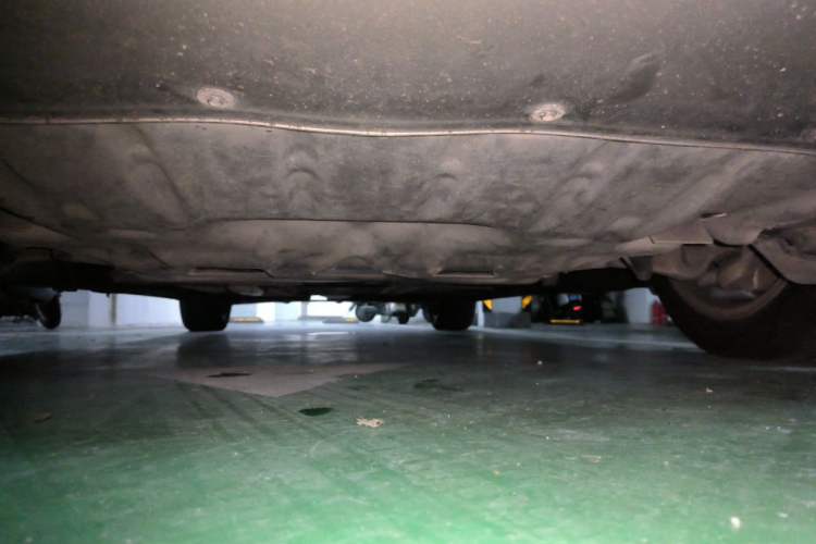 Used BMW 5 Series 2014 525Li Luxury Design Package Chassis Front