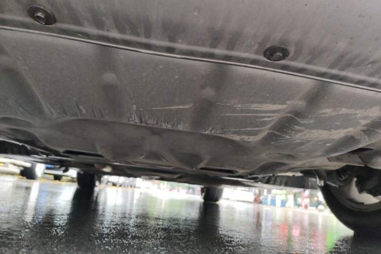 Used BMW 5 Series 2014 525Li Luxury Design Package Chassis Front