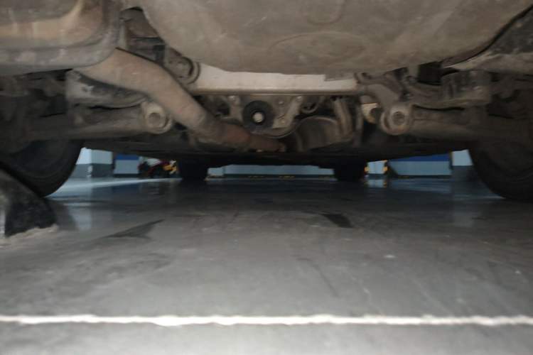 Used BMW 5 Series 2014 525Li Luxury Design Package Chassis Rear