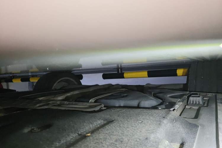 Used BMW 5 Series 2014 525Li Luxury Design Package Chassis Rear Right