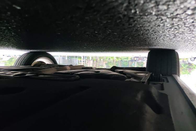 Used BMW 5 Series 2014 525Li Luxury Design Package Chassis Rear Right