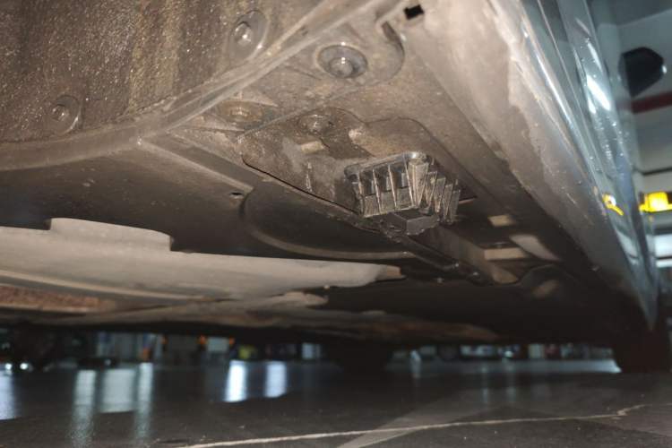 Used BMW 5 Series 2014 520Li Elegant Model Chassis Rear Right