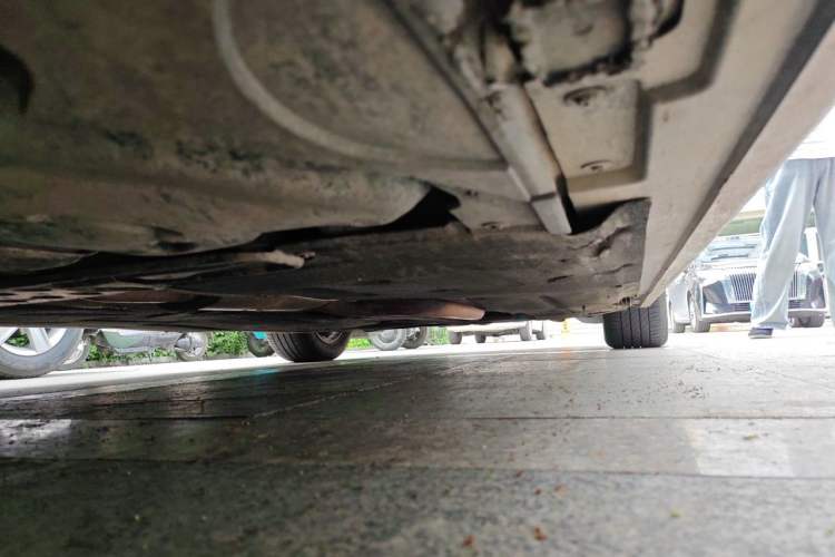 Used BMW 5 Series 2014 525Li Leading Model Chassis Rear Right
