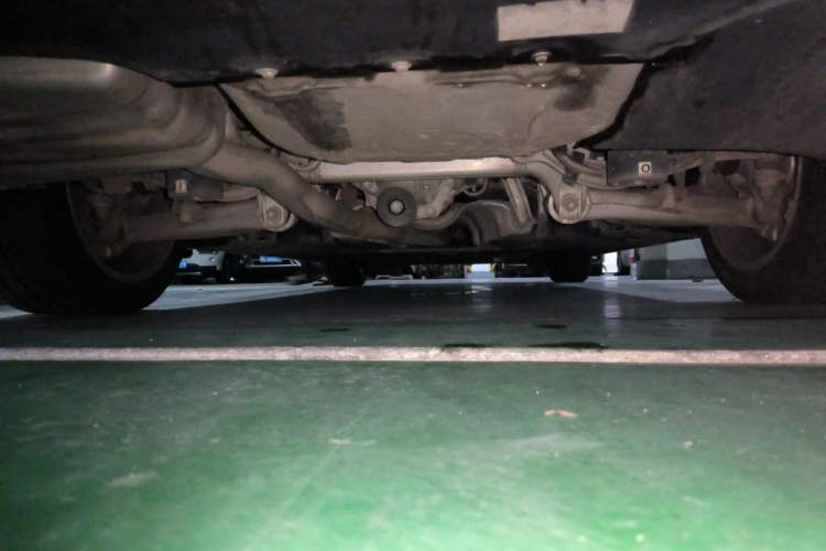 Used BMW 5 Series 2014 525Li Luxury Design Package Chassis Rear