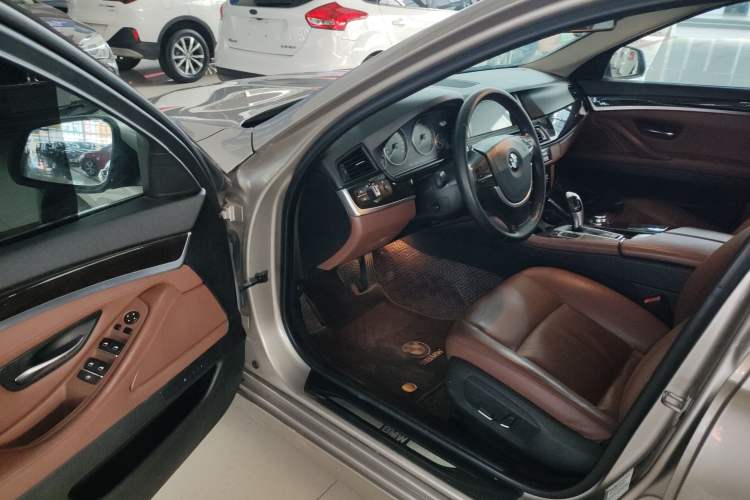 Used BMW 5 Series 2014 525Li Leading Model Driver Seat