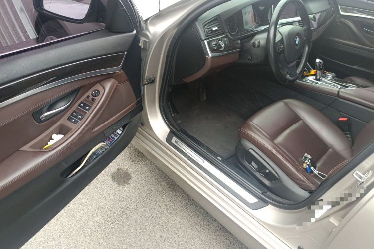Used BMW 5 Series 2014 525Li Luxury Design Package Driver Seat