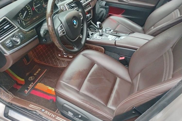 Used BMW 5 Series 2014 525Li Luxury Design Package Driver Seat