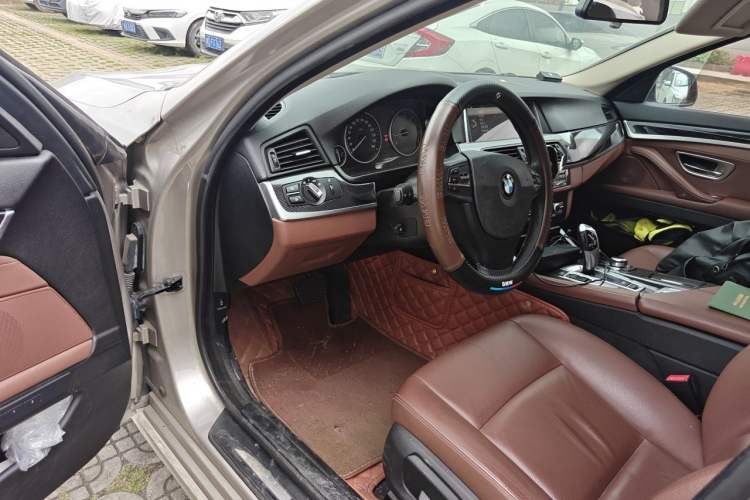 Used BMW 5 Series 2014 520Li Elegant Model Driver Seat