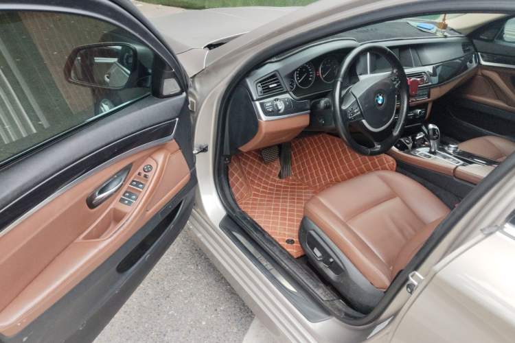 Used BMW 5 Series 2014 520Li Elegant Model Driver Seat