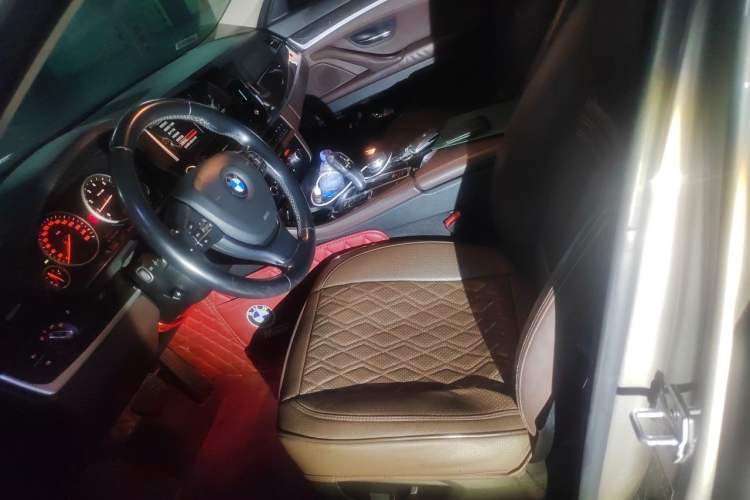 Used BMW 5 Series 2014 525Li Luxury Design Package Driver Seat