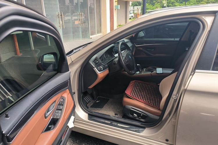 Used BMW 5 Series 2014 520Li Elegant Model Driver Seat