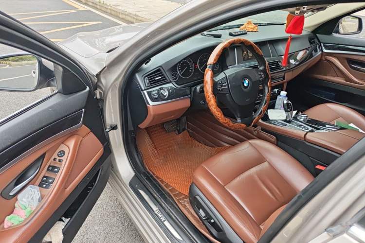 Used BMW 5 Series 2014 520Li Elegant Model Driver Seat