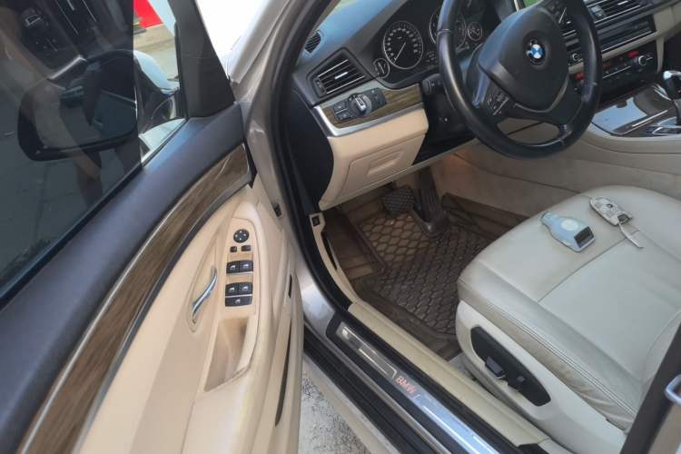 Used BMW 5 Series 2014 525Li Fashion Design Package Driver Seat