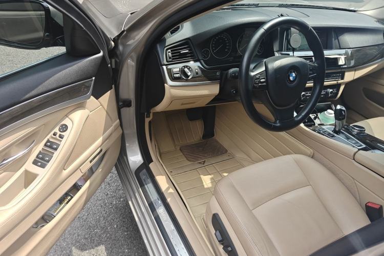 Used BMW 5 Series 2014 525Li Luxury Design Package Driver Seat