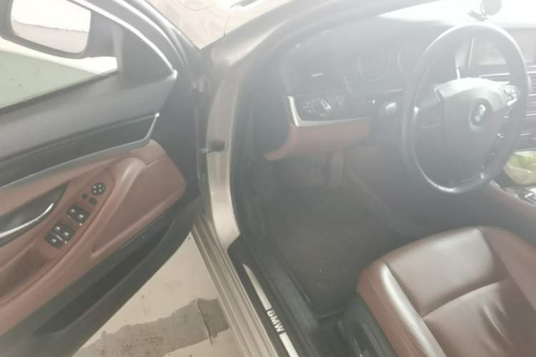 Used BMW 5 Series 2014 520Li Elegant Model Driver Seat