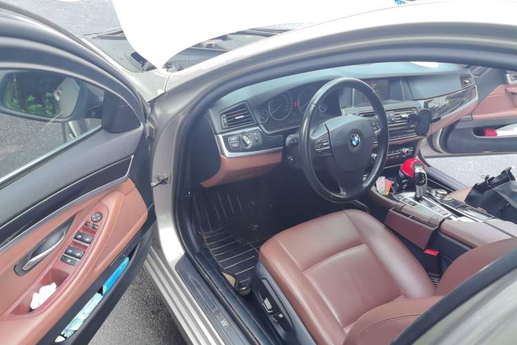 Used BMW 5 Series 2014 520Li Elegant Model Driver Seat