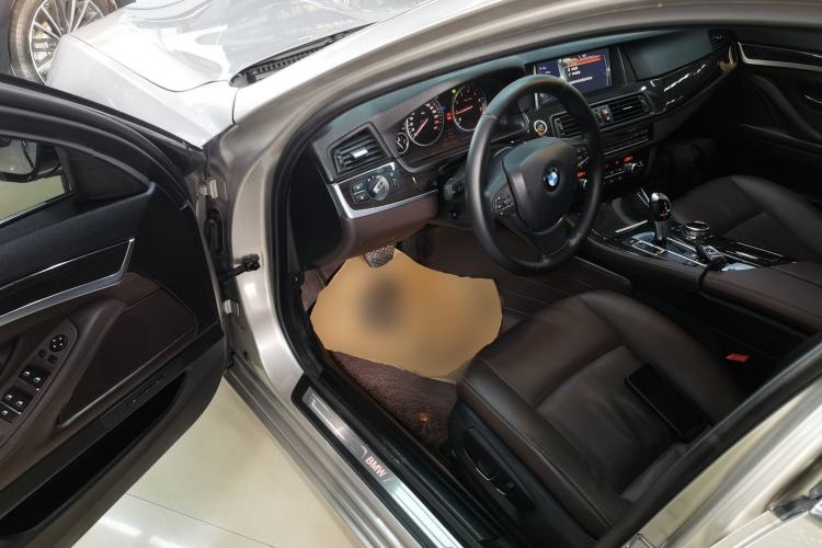 Used BMW 5 Series 2014 525Li Luxury Design Package Driver Seat