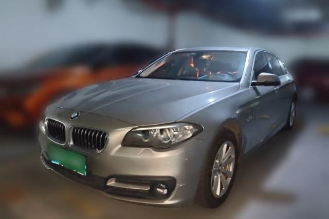 Ojetý BMW 5 Series 2014 520Li Elegant Model