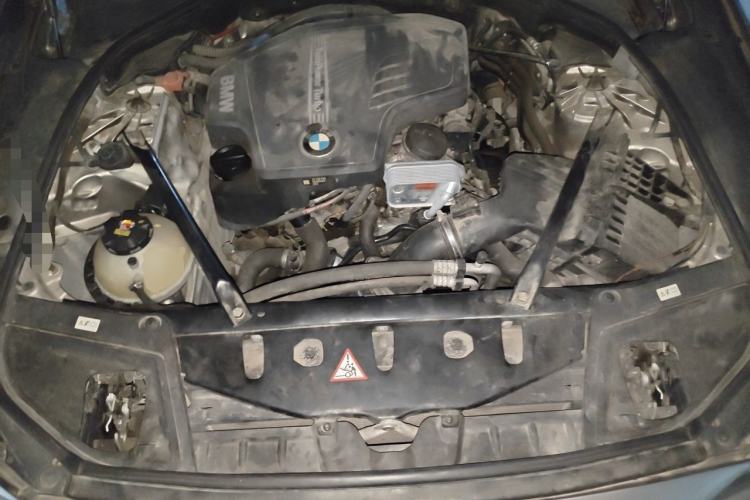 Used BMW 5 Series 2014 520Li Elegant Model Engine Bay