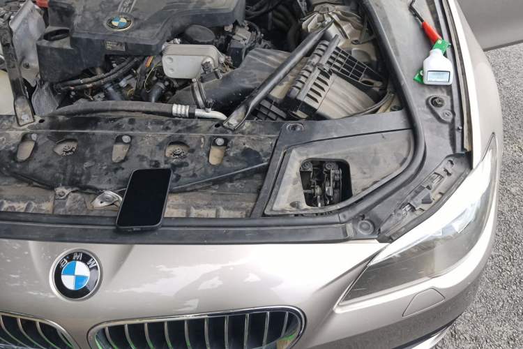 Used BMW 5 Series 2014 525Li Leading Model Engine Bay Left