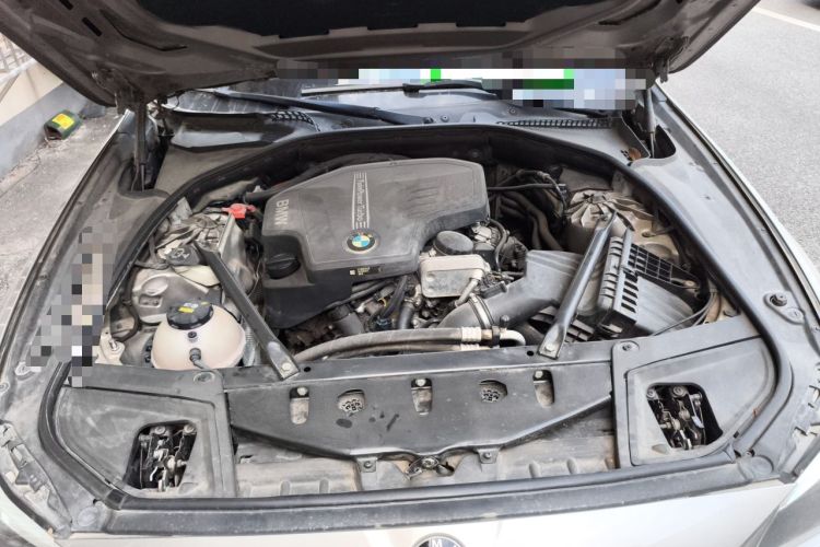 Used BMW 5 Series 2014 525Li Luxury Design Package Engine Bay