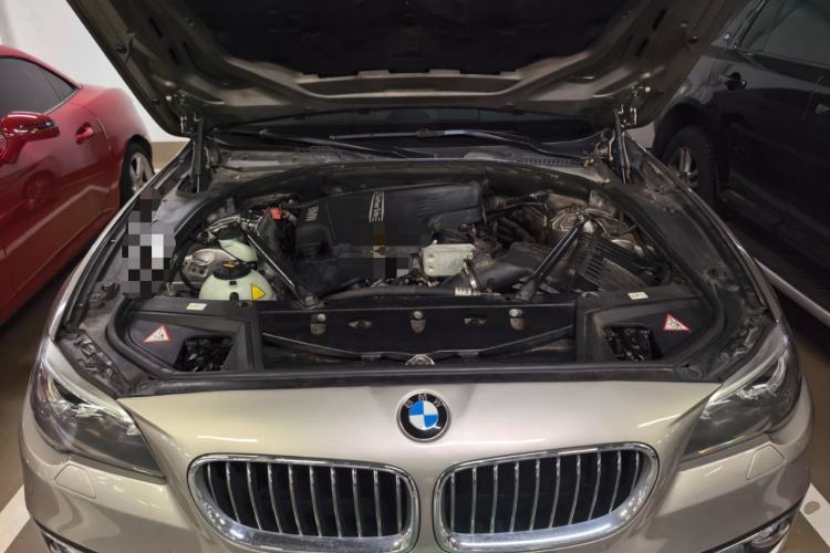 Used BMW 5 Series 2014 525Li Luxury Design Package Engine Bay