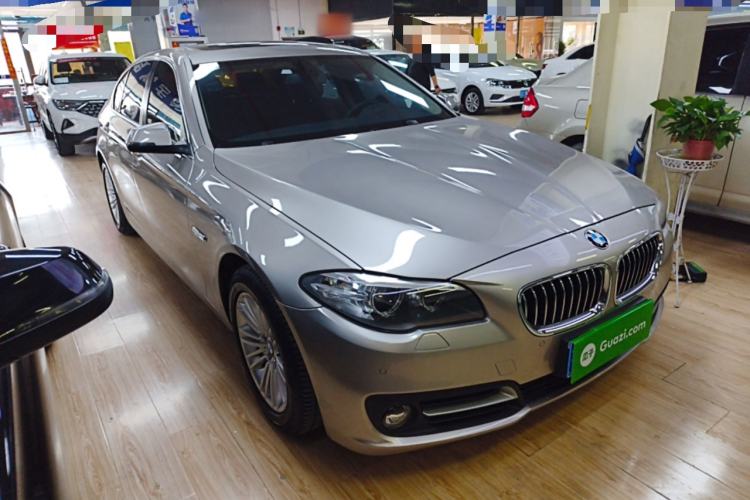 Used BMW 5 Series 2014 525Li Leading Model Exterior 1