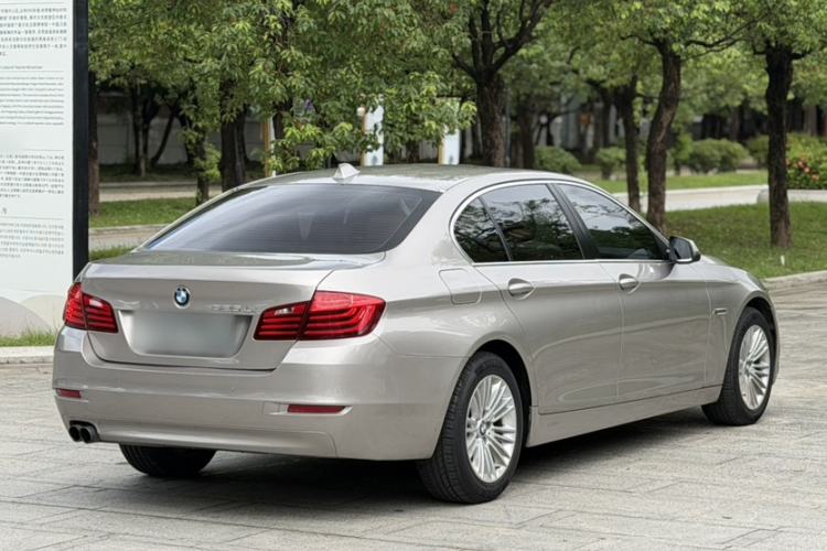 Used BMW 5 Series 2014 525Li Leading Model Exterior 1