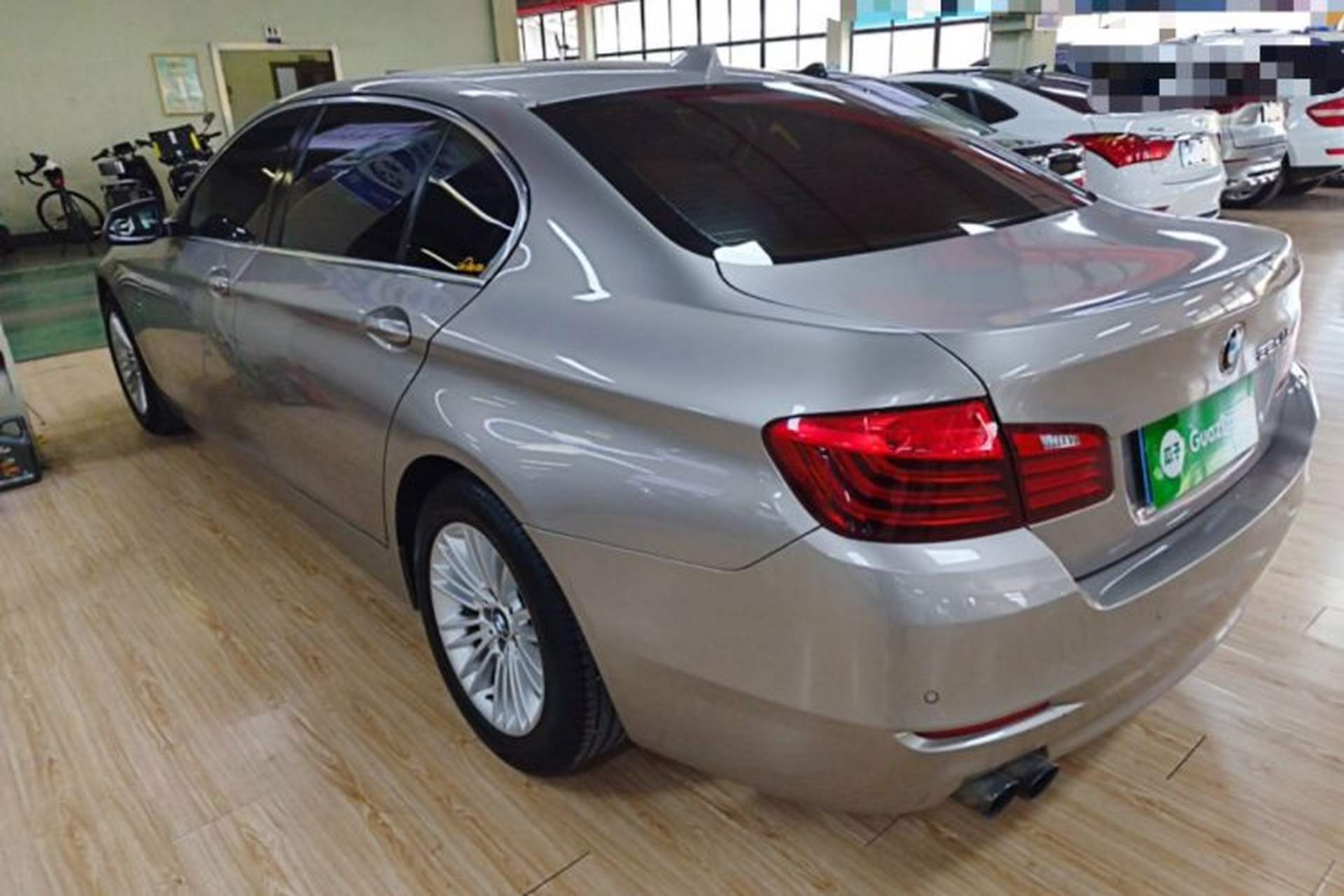 Used BMW 5 Series 2014 525Li Leading Model Exterior 2
