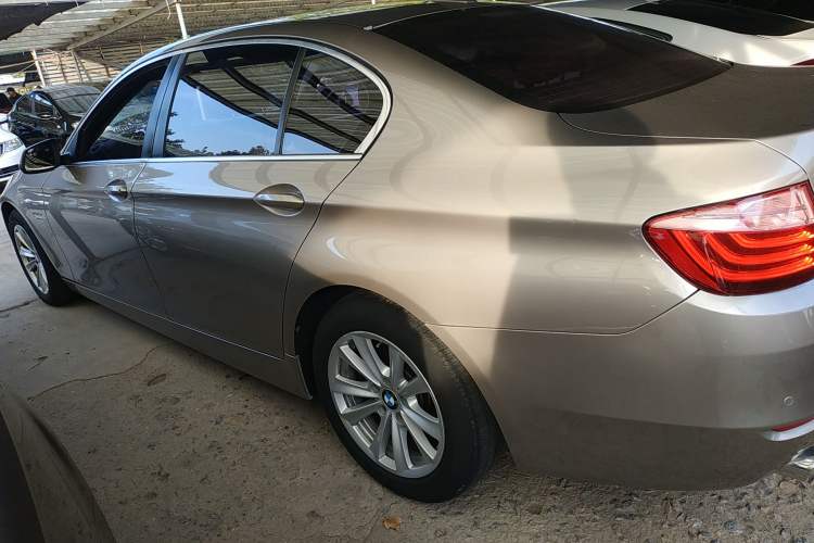 Used BMW 5 Series 2014 520Li Elegant Model Exterior 3
