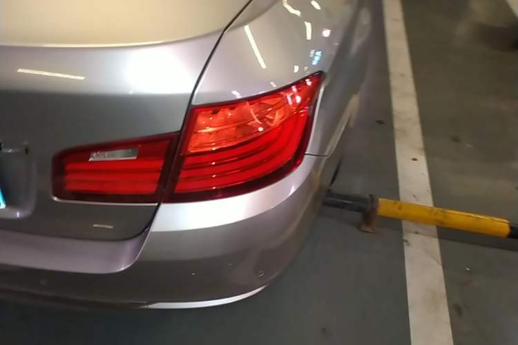 Used BMW 5 Series 2014 520Li Elegant Model Exterior 3