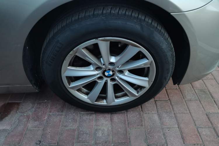 Used BMW 5 Series 2014 520i Elegant Edition Exterior 4