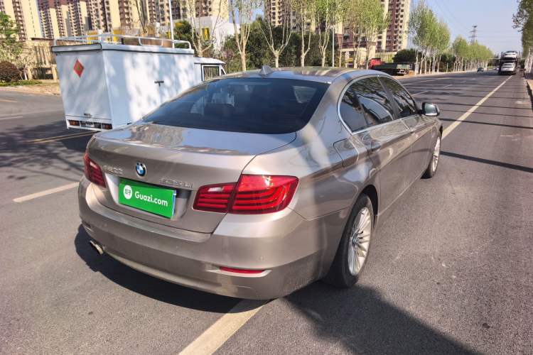 Used BMW 5 Series 2014 525Li Leading Model Exterior 4