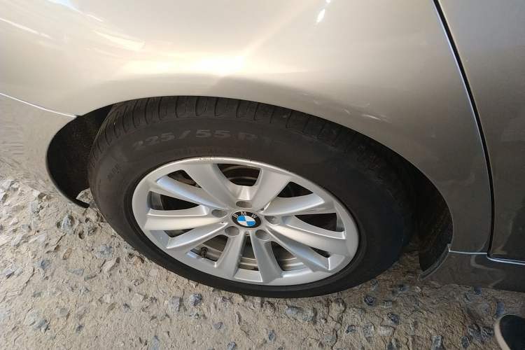 Used BMW 5 Series 2014 520Li Elegant Model Exterior 8