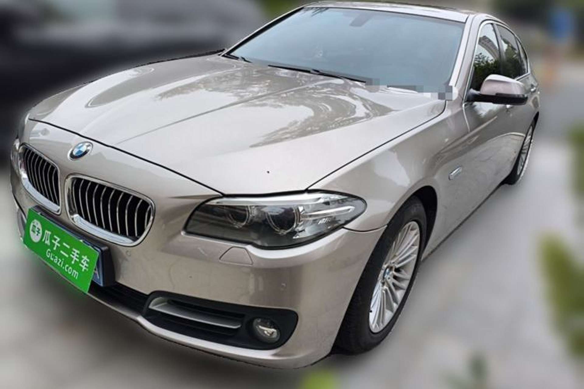 Used BMW 5 Series 2014 525Li Leading Model Front Left 45 Deg