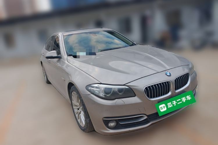 Used BMW 5 Series 2014 525Li Luxury Design Package Front Right 45 Deg