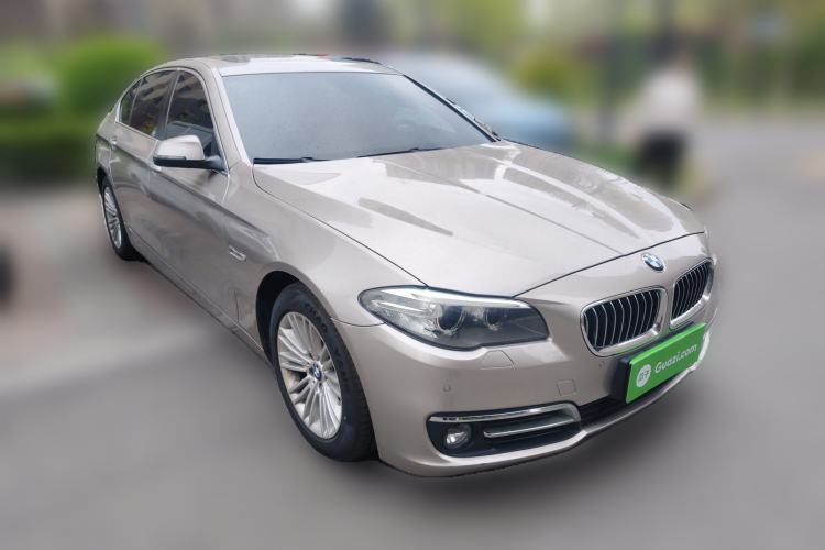 Used BMW 5 Series 2014 525Li Leading Model Front Right 45 Deg