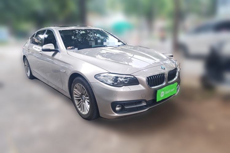 Used BMW 5 Series 2014 525Li Leading Model Front Right 45 Deg