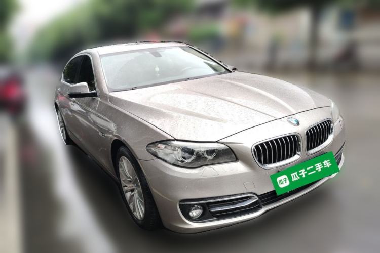 Used BMW 5 Series 2014 525Li Luxury Design Package Front Right 45 Deg