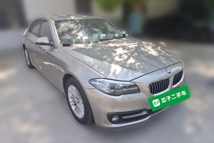 Used BMW 5 Series 2014 525Li Leading Model Front Right 45 Deg